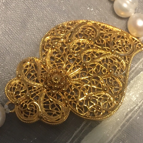 Neiman Marcus 2 Real fresh water pearls  16" vintage & S. Coventry gold plated. - Picture 6 of 13